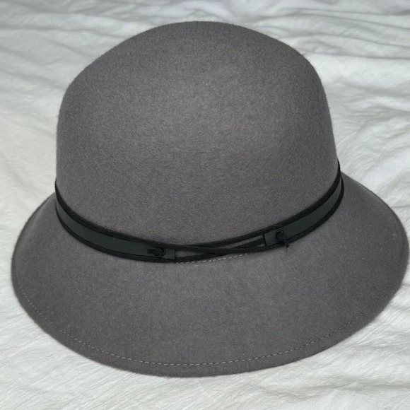 Designer Nine West Trench-style hat wool felt hat with faux leather fall  staple - Picture 5 of 13